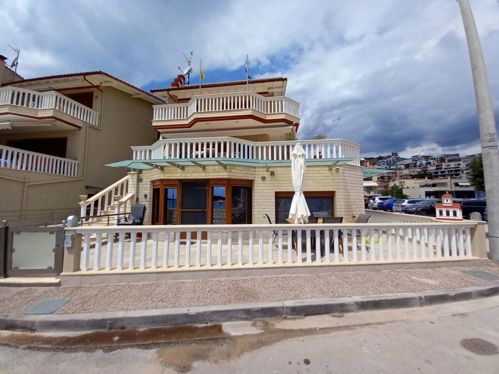 Peramos Rent House Daire Néa Péramos Dış mekan fotoğraf