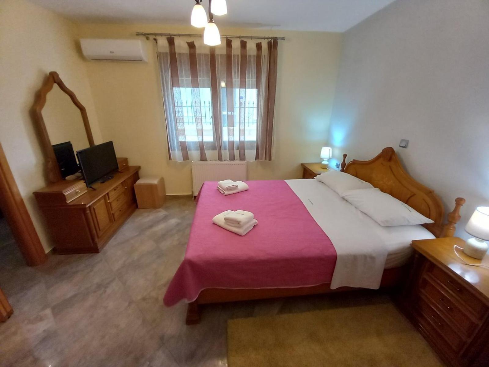 Peramos Rent House Daire Néa Péramos Dış mekan fotoğraf