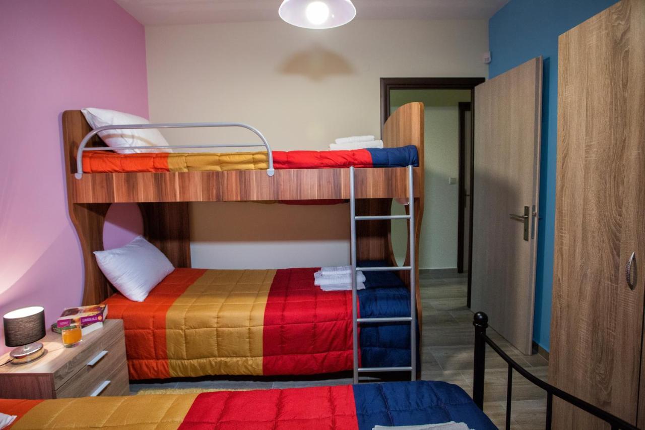 Peramos Rent House Daire Néa Péramos Dış mekan fotoğraf